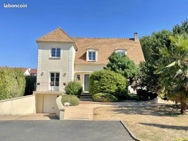 Villa 7 pièces 158 m²