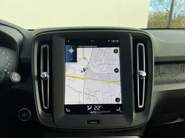 Volvo Xc40 t5 recharge 180+82 ch dct7 — photo 13