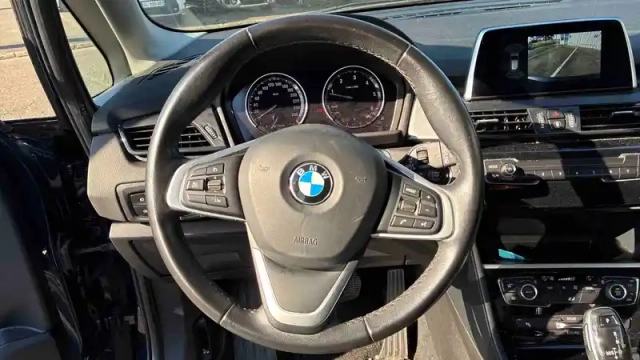 Bmw Serie 2 active tourer 218d 150 ch bva8 — photo 14