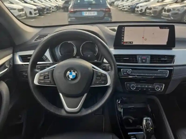 Bmw X1 sdrive18da 150ch xline — photo 6