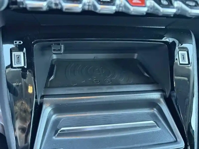 Peugeot 208 hybrid 100 e-dcs6 — photo 39