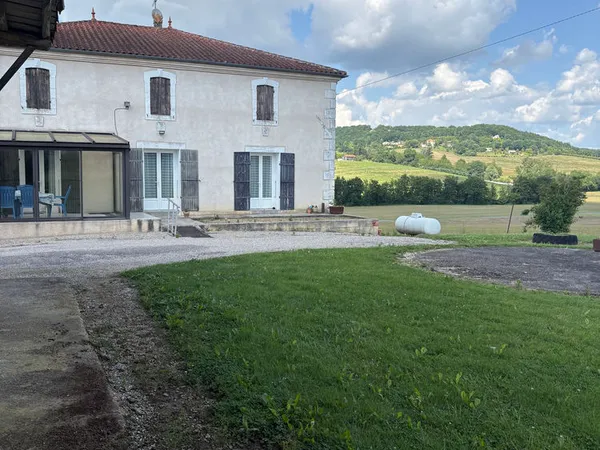 MAISON EN PIERRE A DOLMAYRAC LOT ET GARONNE RELIEE FIBRE