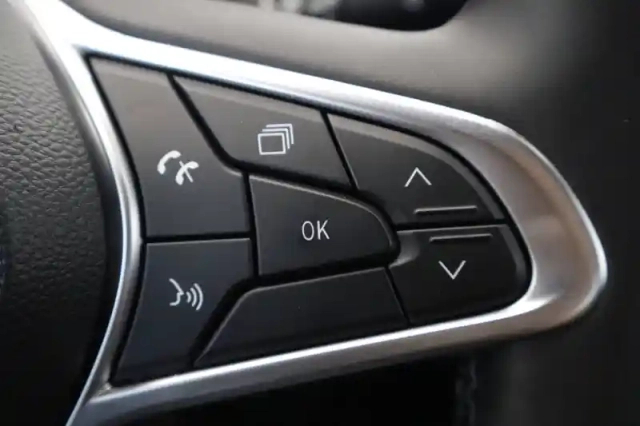 Renault Clio tce 90 — photo 12