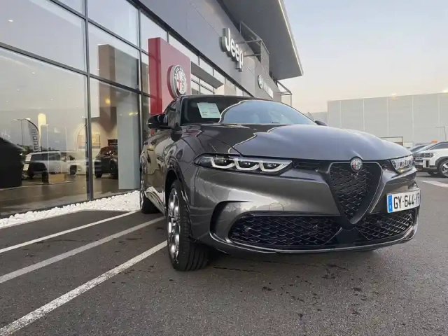 Alfa Romeo Tonale 1.3 hybride rechargeable phev 280ch at6 e-q4 — photo 77
