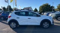 Dacia Sandero 1.0 ECO-G 100ch Essentiel -22B — photo 4