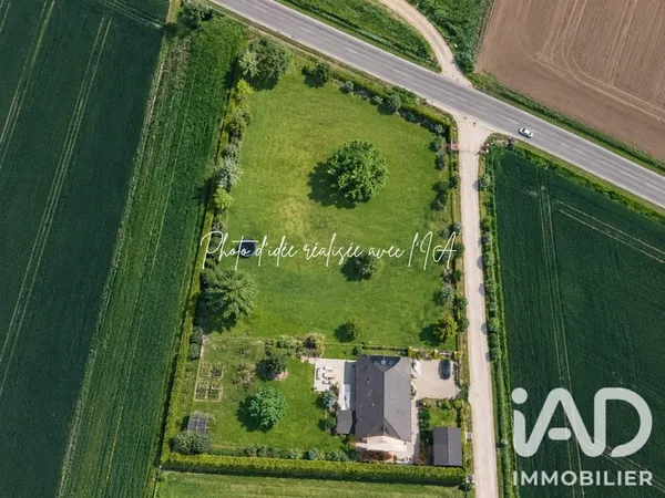 Terrain 3990 m²