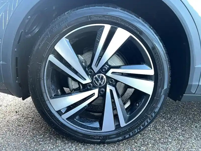 Volkswagen T-Roc 1.5 tsi evo 150 start/stop dsg7 — photo 6