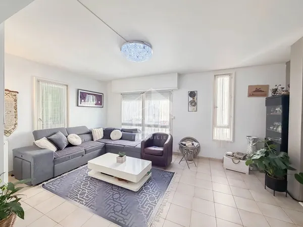 Appartement 6 pièces 122 m²