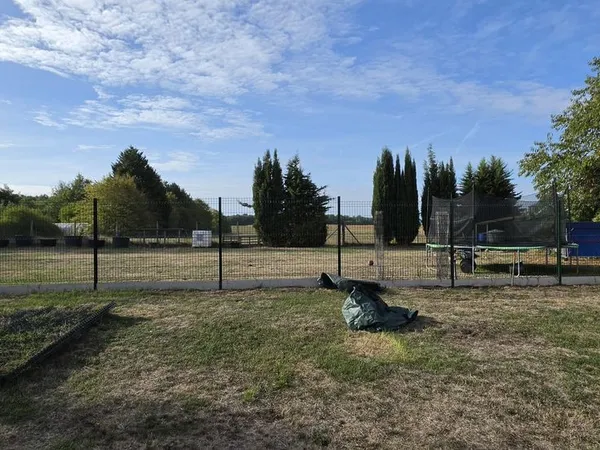 TERRAIN CONSTRUCTIBLE 437m² VIABILISÉ - HUISSEAU-SUR-MAUVES