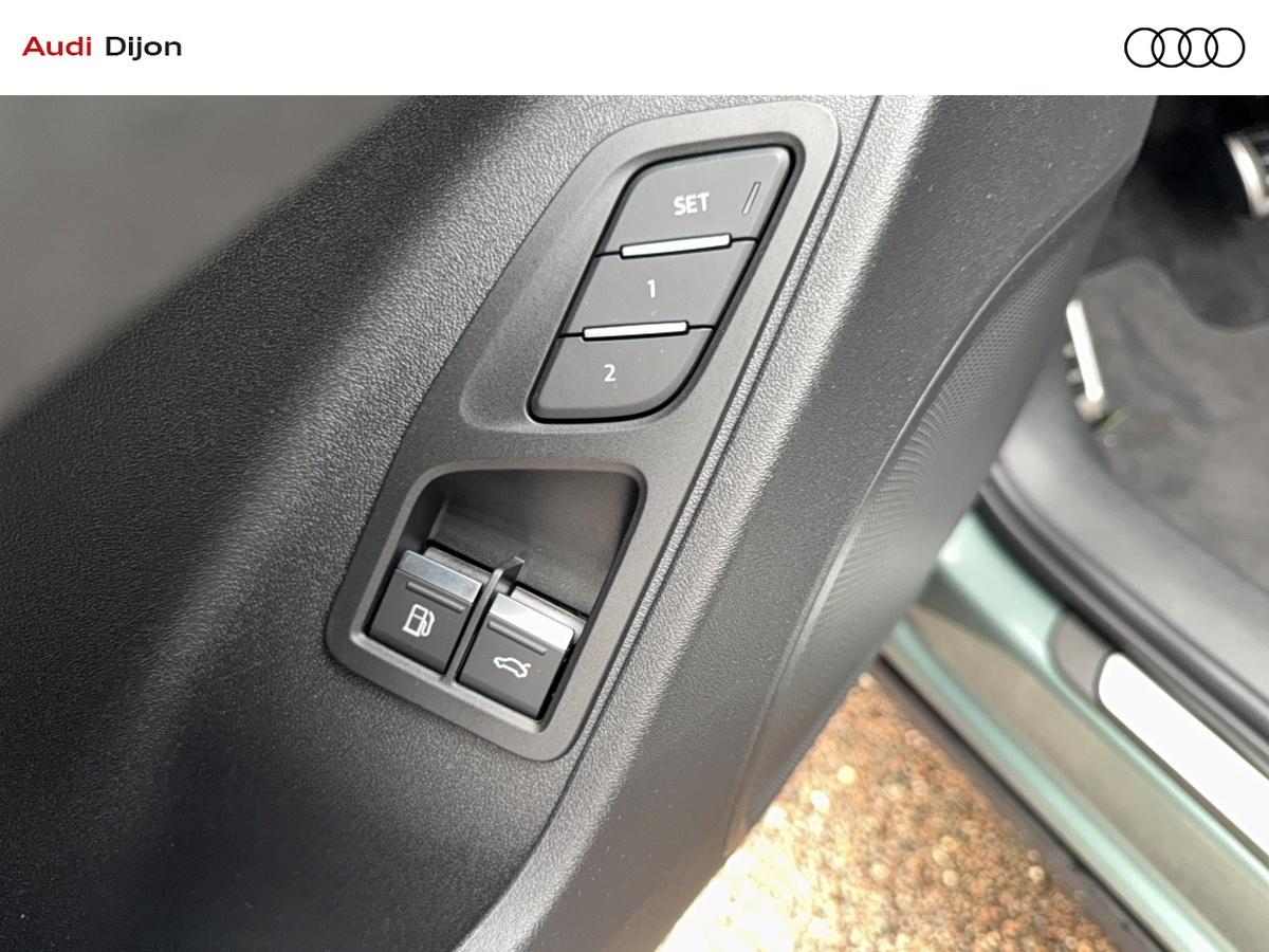 Audi Q3 SB E HYBRID 272 CH S TRONIC 6 — photo 13