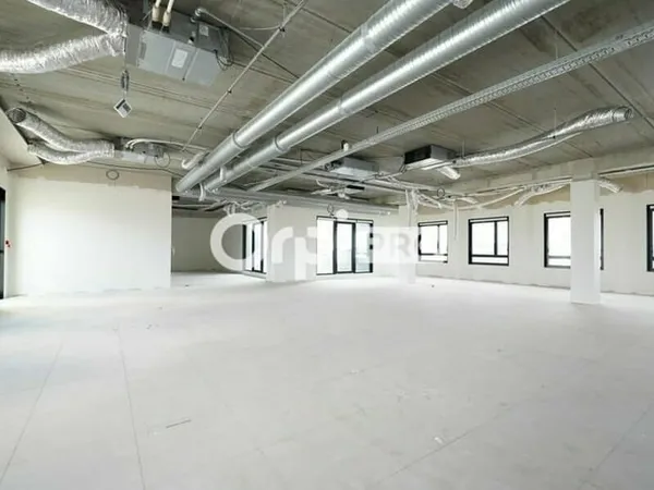 Bureau 792 m²
