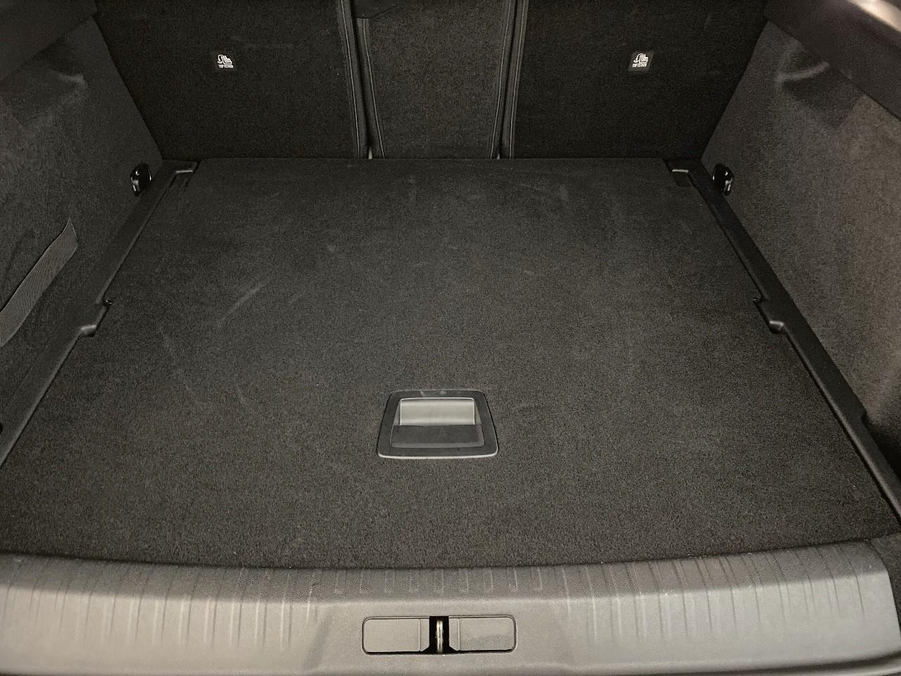 Peugeot 3008 electrique 210 ch 73 kwh gt — photo 6