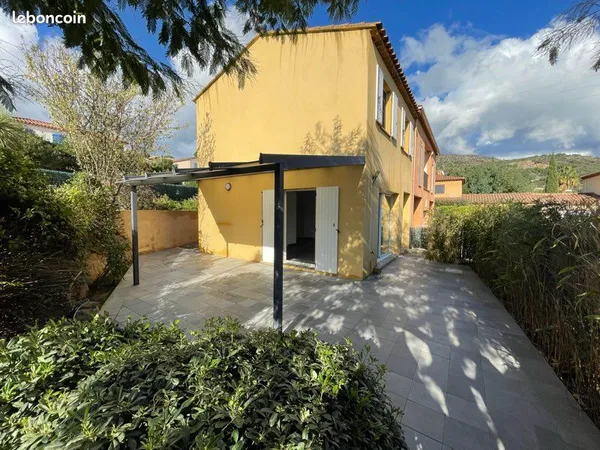 Maison Location Bormes-les-Mimosas 3p 54m² 1325€