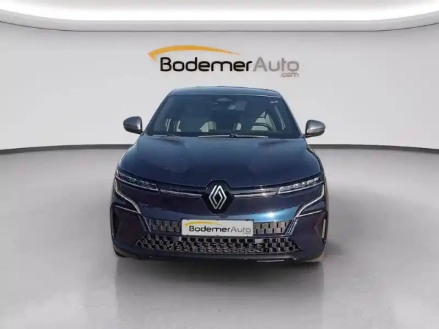 Renault Megane e-tech ev60 220 ch optimum charge — photo 18