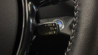 Toyota Yaris 100h Dynamic 5p — photo 25