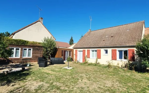 VIBRAYE PAVILLON DE PLAIN-PIED ACTUELLEMENT LOUÉ INVESTISSEMENT PATRIMONIAL