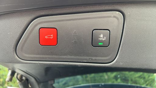 Peugeot 3008 1.6 THP 225 Hybrid-e EAT8 - Gt Pack – 2022 – 90989 km – Hybride rechargeable – Boîte Automatique — photo 30