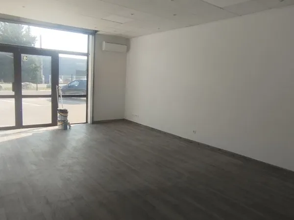 Local commercial ou bureaux