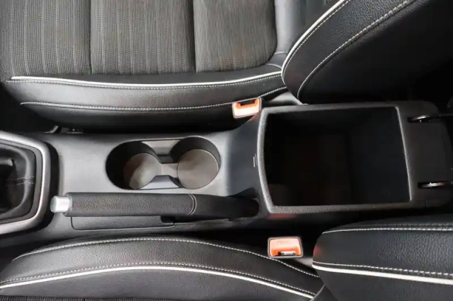 Kia Stonic 1.0 t-gdi 100 ch bvm6 — photo 21