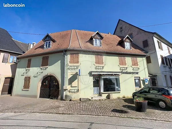 Maison 8 pièces 230 m²
