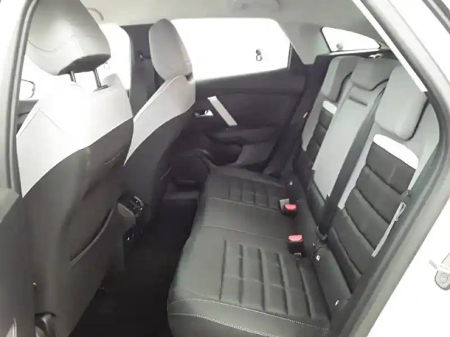 Citroën C4 hybride 136 e-dcs6 — photo 37