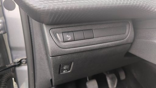 Peugeot 2008 1.2 Puretech 82 - Style – 2018 – 36718 km – Essence – Boîte Manuelle — photo 9