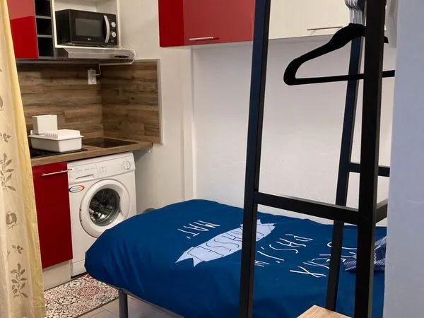 Aix les bains centre studio à loué