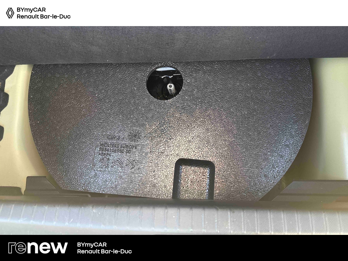 Peugeot 208 PureTech 100 S&amp;S EAT8 — photo 15