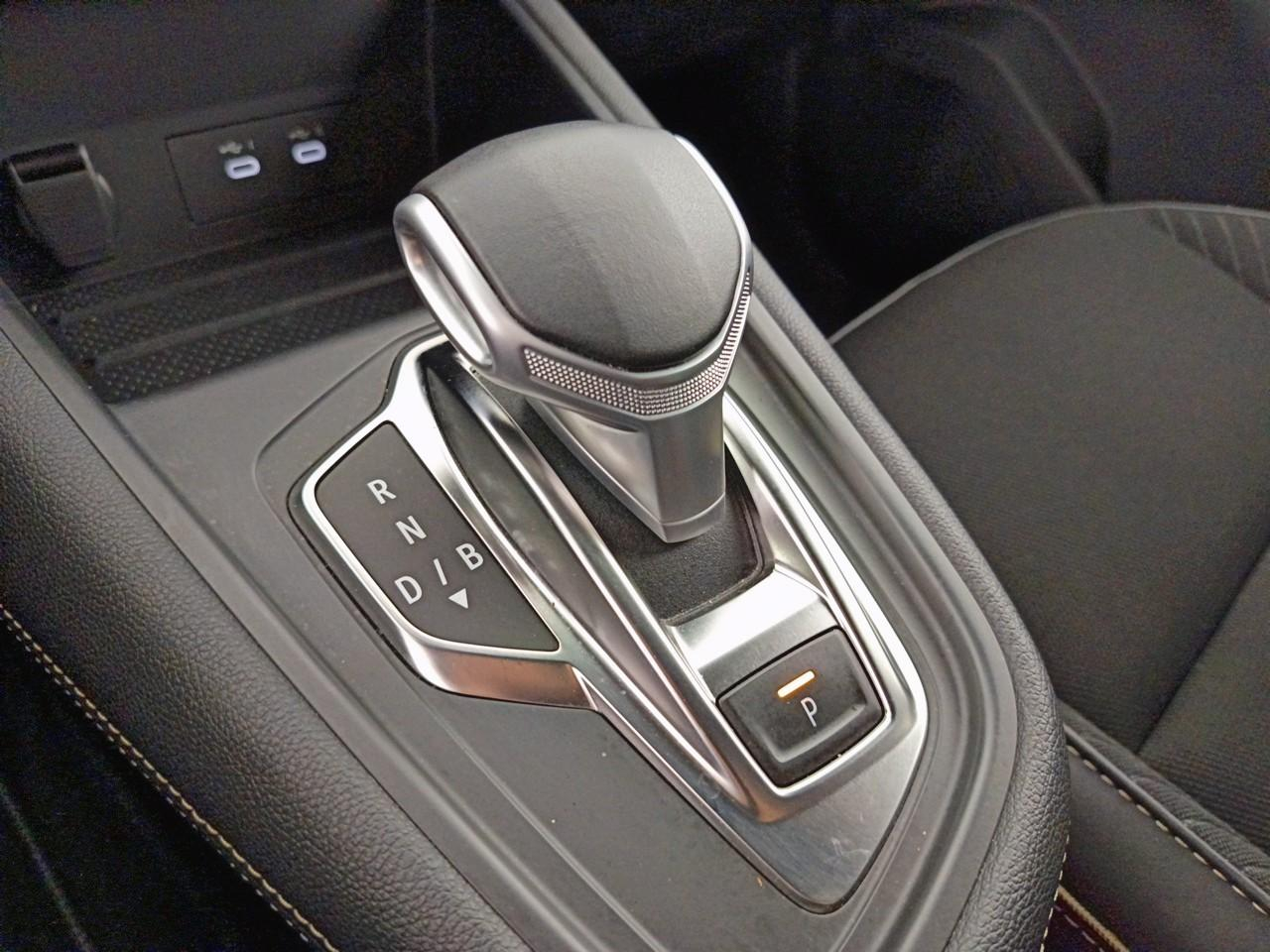 Renault Symbioz e-tech full hybrid 145 iconic — photo 30
