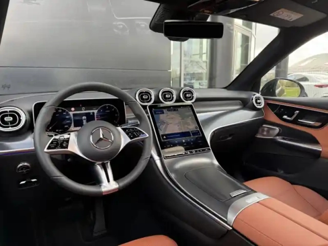Mercedes Glc suv 200 d 4matic avantgarde line — photo 3