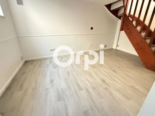 Immeuble de rapport 1 pièce 65 m²