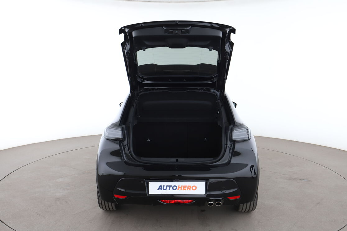 Peugeot 208 1.2 Hybrid GT e-DCS6 — photo 15