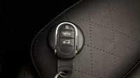 Mini Mini Cooper SE 184ch Edition Camden BVA 5CV — photo 16