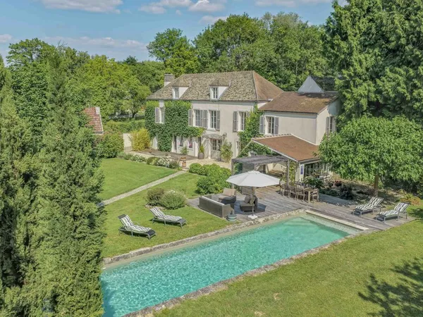 Maison de luxe 8 pièces 220 m²