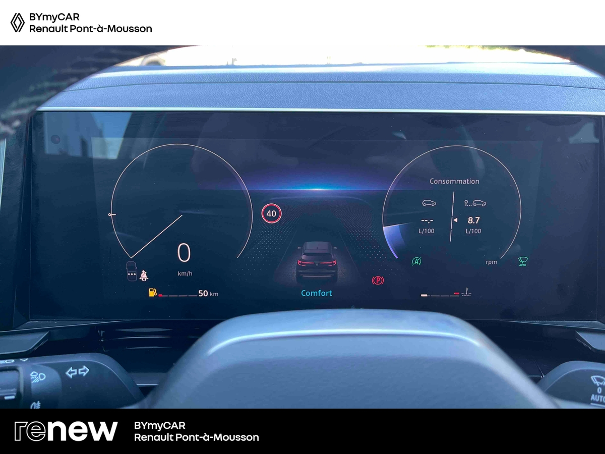 Renault Austral mild hybrid advanced 130 — photo 16