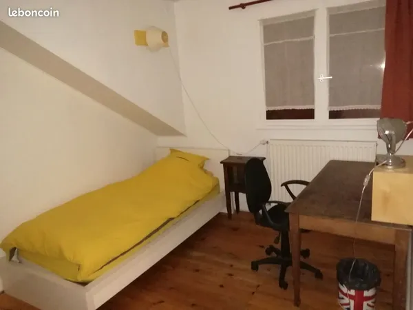 Chambre meublée à Igny