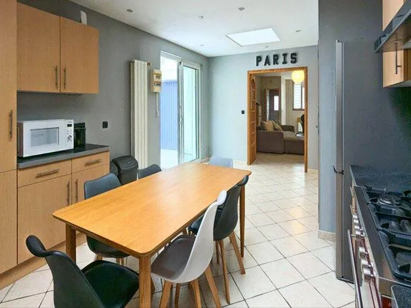 Maison 7 pièces 160 m²