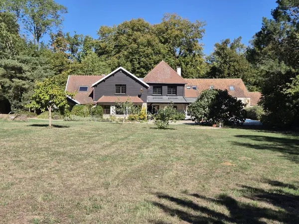 Maison 17 pièces 450 m²