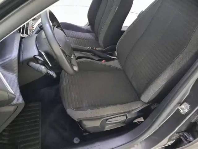 Peugeot 208 puretech 100 s&amp;s eat8 — photo 51
