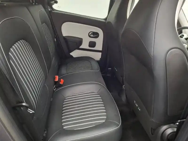 Renault Twingo iii e-tech — photo 14