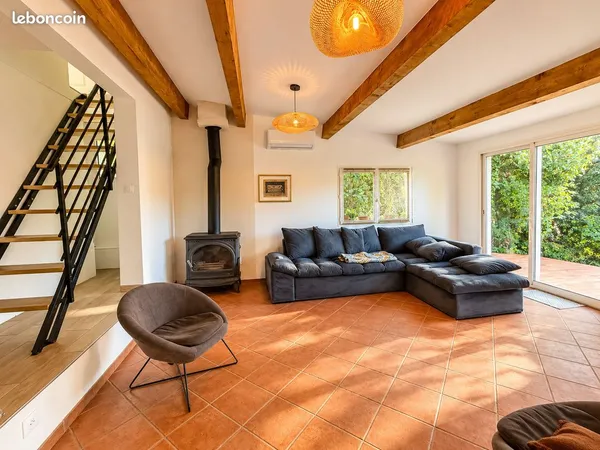 Maison de caractère dans un écrin de verdure - terrain 1 600 m² - Bois des Espeisses