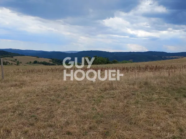 Terrain constructible de 1425 m²