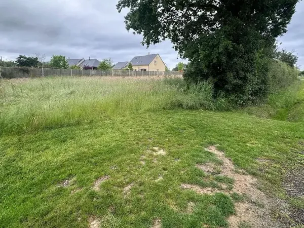 Terrain 730 m²