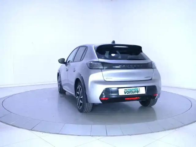 Peugeot 208 hybrid 110 e-dcs6 — photo 3