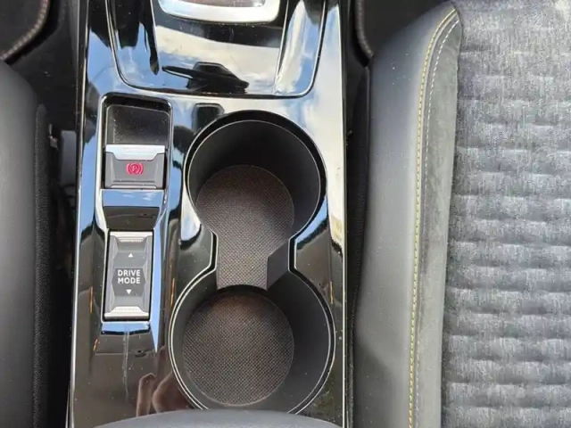 Peugeot 208 puretech 100 s&amp;s eat8 — photo 20
