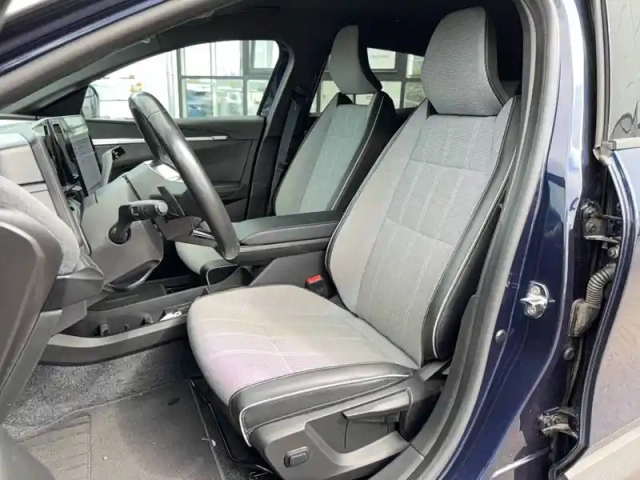 Renault Megane e-tech ev60 220 ch optimum charge — photo 9