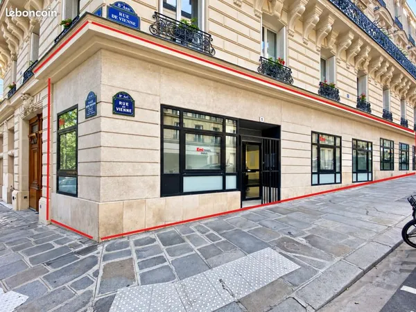 Bureaux 146 m²