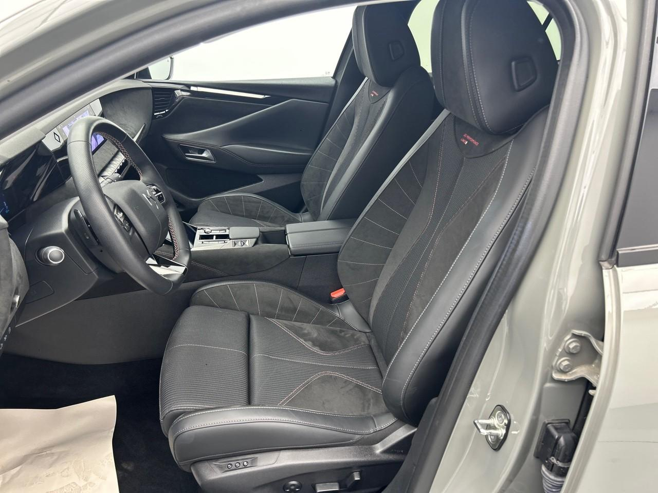 Ds Ds 4 hybride e-tense 225 eat8 performance line — photo 10