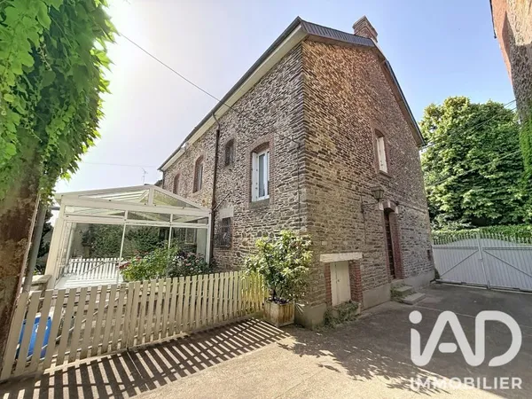 Maison 13 pièces 314 m²