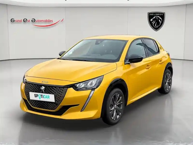 Peugeot 208 e- 136ch style